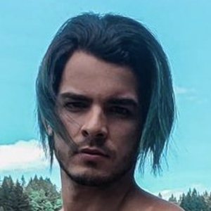 Oscar Lorenzo, 26 (TikTok Star)