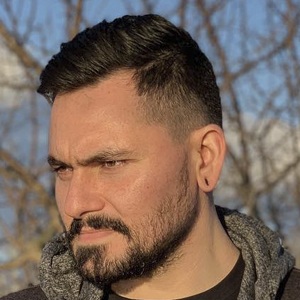 Óscar Meza, 36 (YouTube Star)