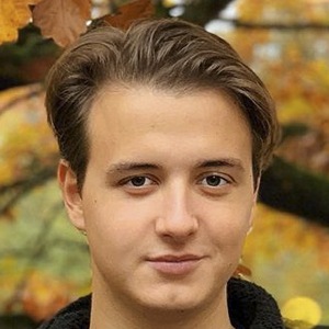 Oskar Hole image 3
