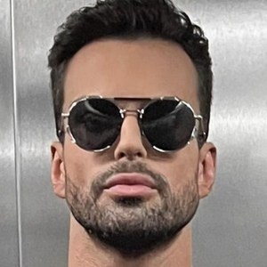 Oto Maciel, 37 (Star d'Instagram)