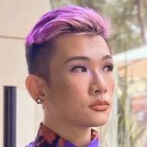 Owen Zhu, 24 (Estrella de TikTok)