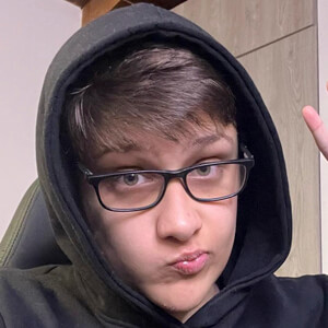 Pablots, 23 (TikTok Star)