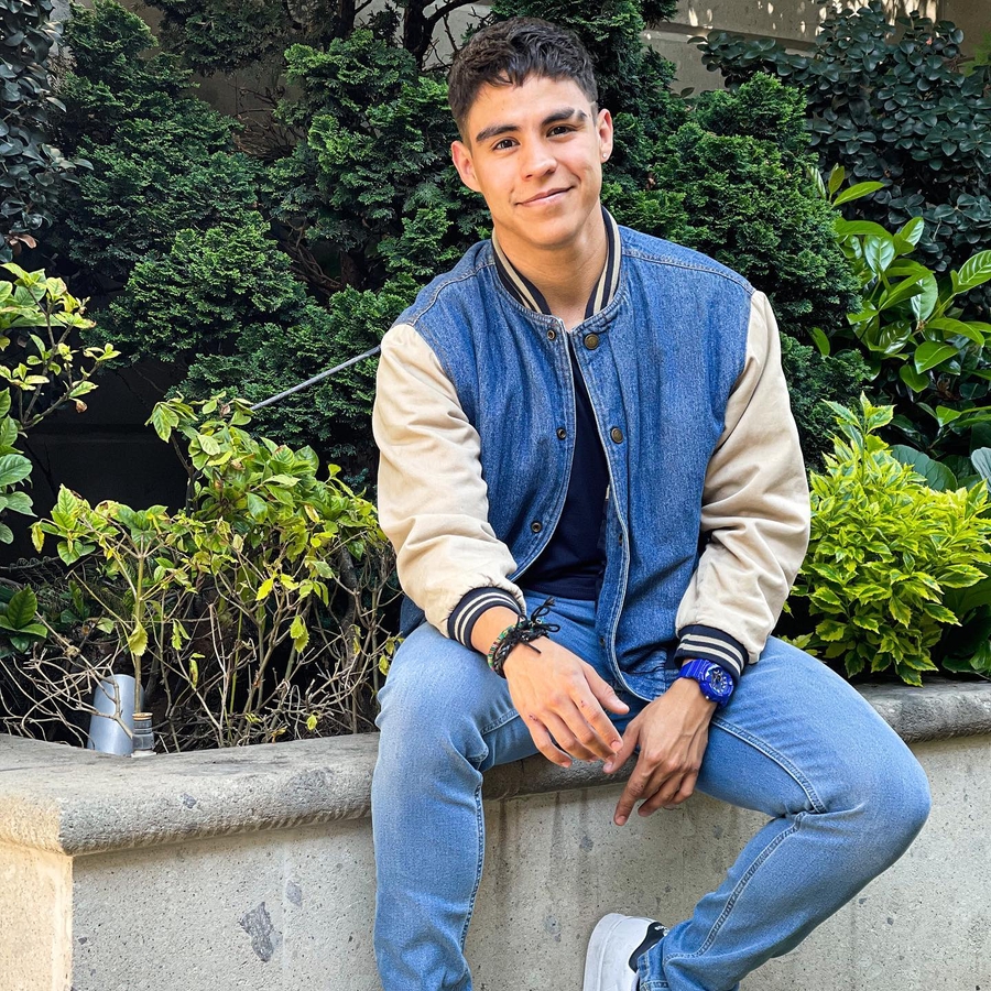 Paco Luna, 27 (电视演员)