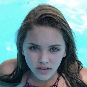 Paige Mackenzie, 22 (TikTok Star)