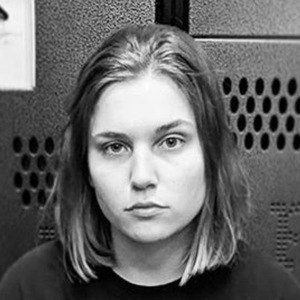 Paige McKenzie, 28 (YouTube明星)