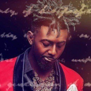 Papii-J, 37 (鼓手)