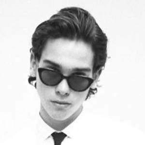 Paris Brosnan image 4