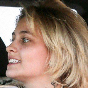 Celebrities born on April 3