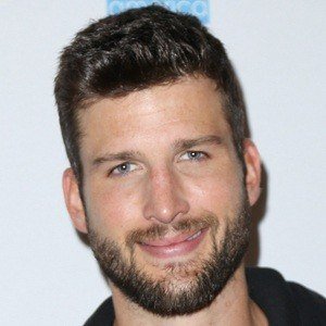 Parker Young, 37 (电视演员)