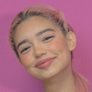 Pasabist, 26 (Instagram明星)