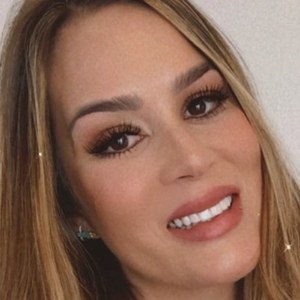 Patricia Meirelles Benson, 44 (YouTube明星)