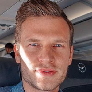 Patrick Biedenkapp, 37 (Phi công)