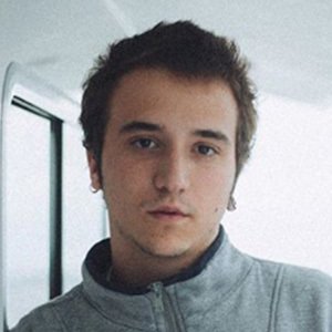 Pau Clavero, 27 (YouTube Star)