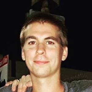 Paul Brisske, 36 (鼓手)