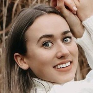 Paulina Wallner, 29 (YouTube Star)