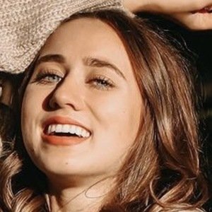 Paulina Wallner, 29 (YouTube明星)