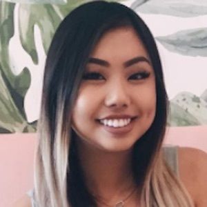 PeaceloveCaitlin, 28 (YouTube Star)