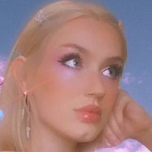 Peachprc, 28 (TikTok明星)