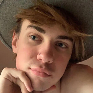 peachygae, 22 (TikTok明星)