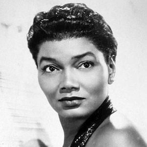 Pearl Bailey (1918 - 1990) (舞台女演员)