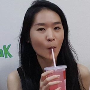 Peggie Neo, 39 (YouTube Star)