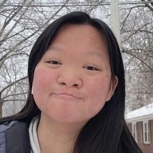 Penelope Miller, 20 (YouTube Star)