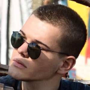 Petar Ivanovic, 27 (YouTube明星)