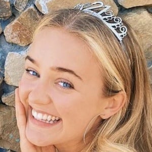 Peyton Woolf, 25 (TV Actress)