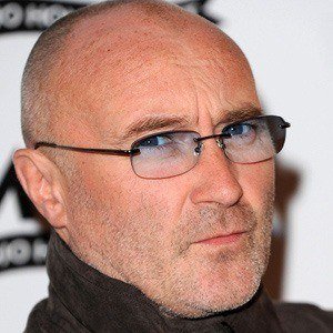 Phil Collins, 73 (摇滚歌手)