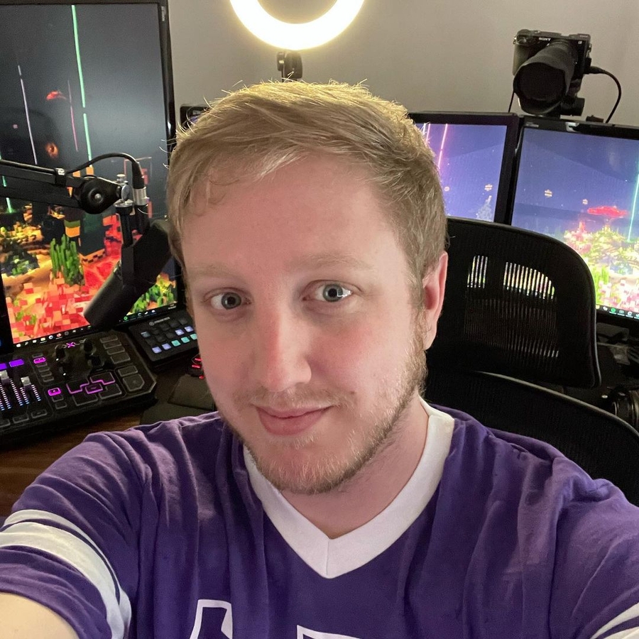 Philza, 37 (YouTube-ster)