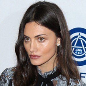 Phoebe Tonkin, 36 (Attrice TV)