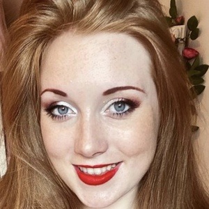 Pia Blossom, 28 (TikTok Star)