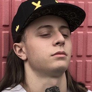 Pietro Marinho, 28 (Nghệ sĩ xăm hình)