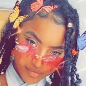 Pineapplesbribri123, 25 (TikTok Star)