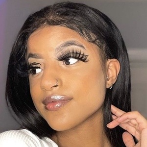 Pineapplesbribri123 image 8