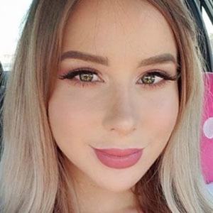 Pink Sparkles, 28 (Звезда Twitch)