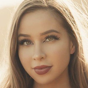 Pink Sparkles, 30 (Twitch Star)