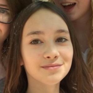 Pinkpuffyunicorns, 21 (YouTuber)