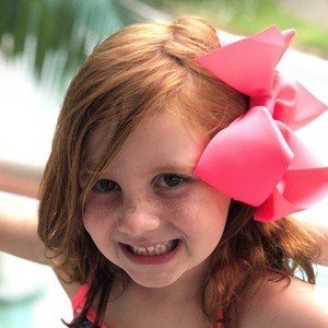 Pixie Rose Curtis image 4