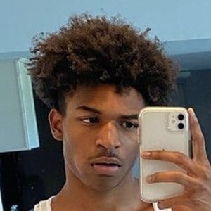 playboihndrxx, 23 (TikToker)