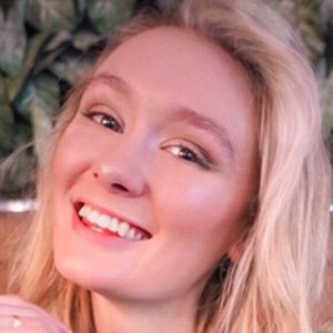 Polly Alexandria Robinson, 28 (Instagram Star)