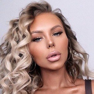 Polly Marchant, 31 (Instagram Star)