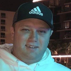 Poofesure, 30 (YouTube明星)