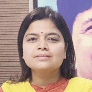 Poonam Mahajan image 5