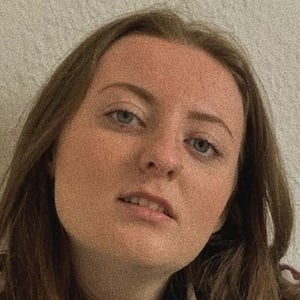 Poppy Davis image 6