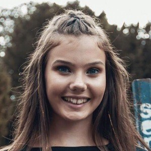 Poppy Gerrard, 23 (Dancer)