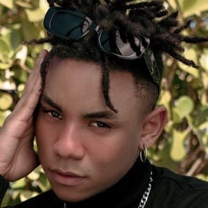 prazertom, 27 (TikTok Star)