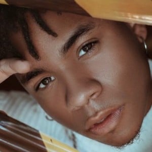 prazertom, 27 (TikTok Star)