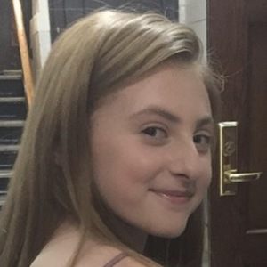 Presley Ryan, 21 (Stage Actress)