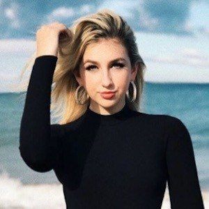 Presley Tennant, 23 (TikTok明星)